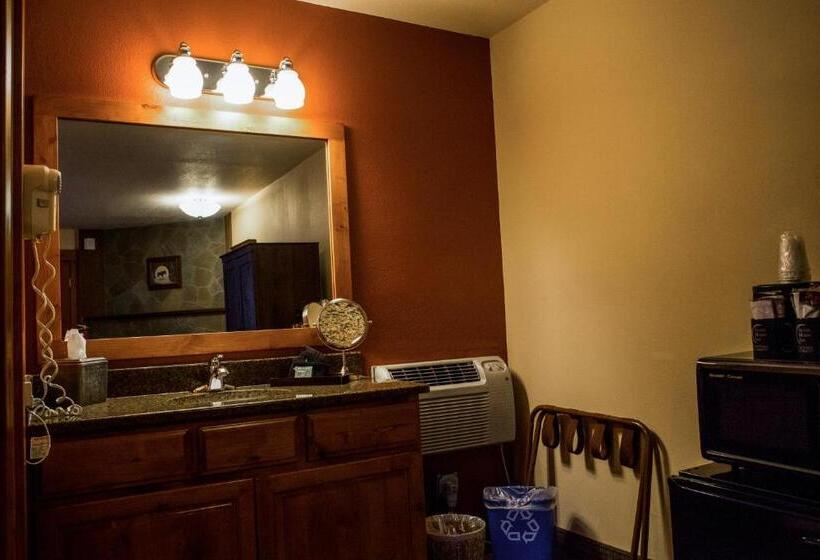 キングサイズベッドのスタンダードルーム, Silver Moon Inn