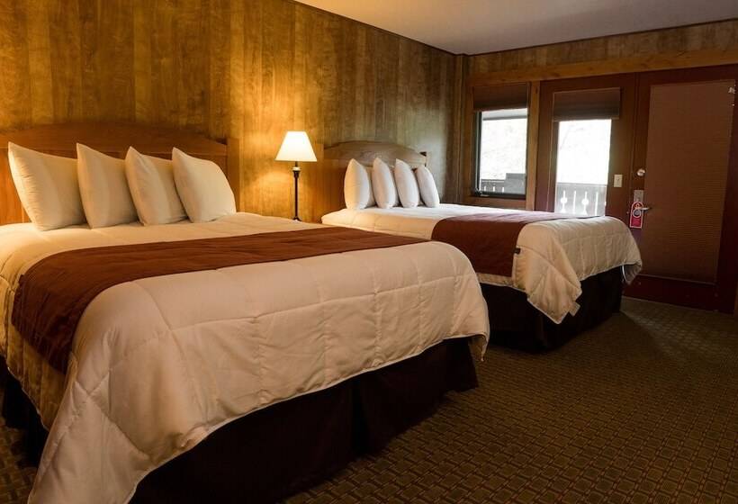 ファミリールーム, Silver Moon Inn