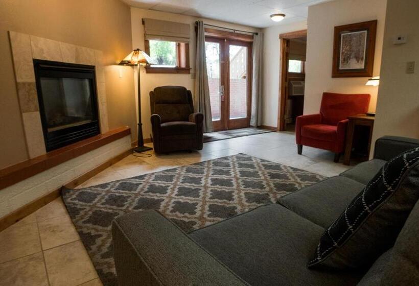 דירת חדר בקומת קרקע, Silver Moon Inn