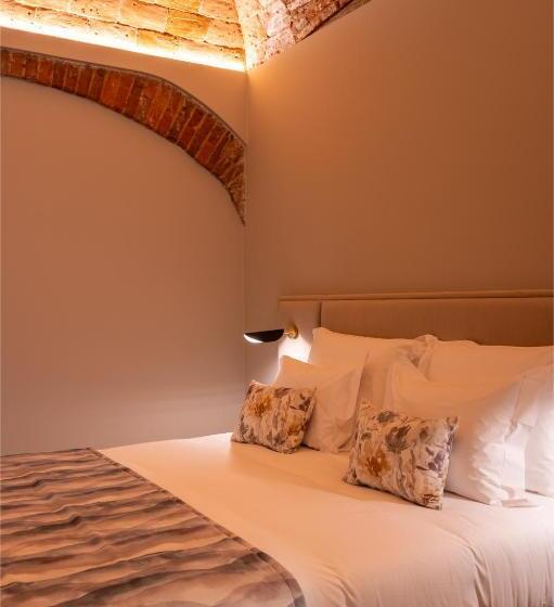 マウンテンビュースイート, Lilases Boutique House & Garden