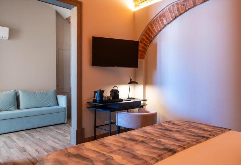 マウンテンビュースイート, Lilases Boutique House & Garden