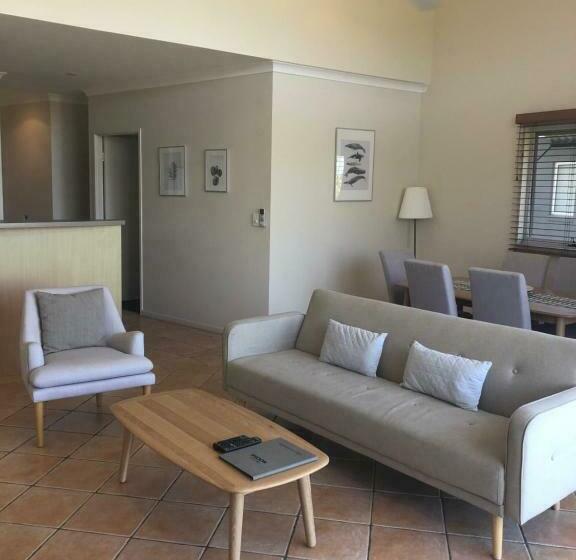 شقة غرفة واحدة, Twin Quays Noosa