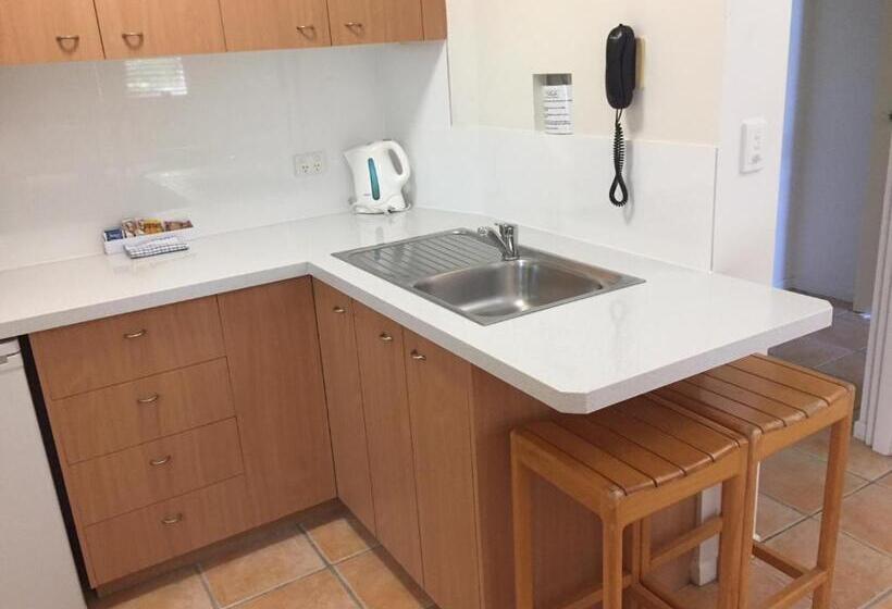 إستوديو قياسى, Twin Quays Noosa