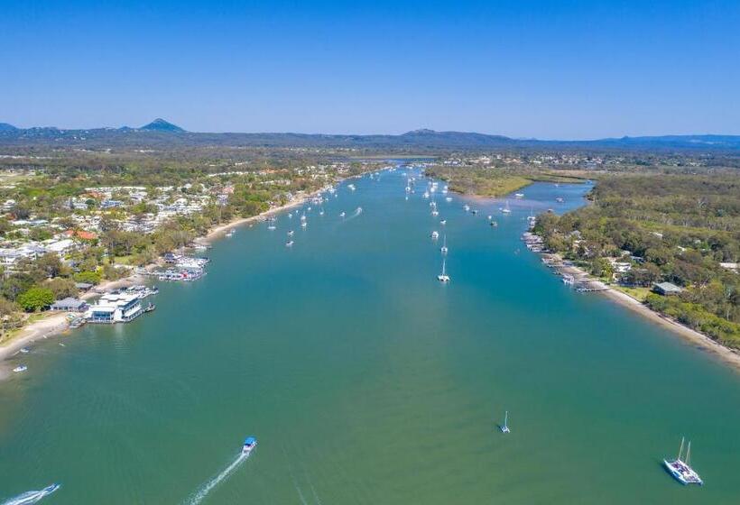 إستوديو قياسى, Twin Quays Noosa