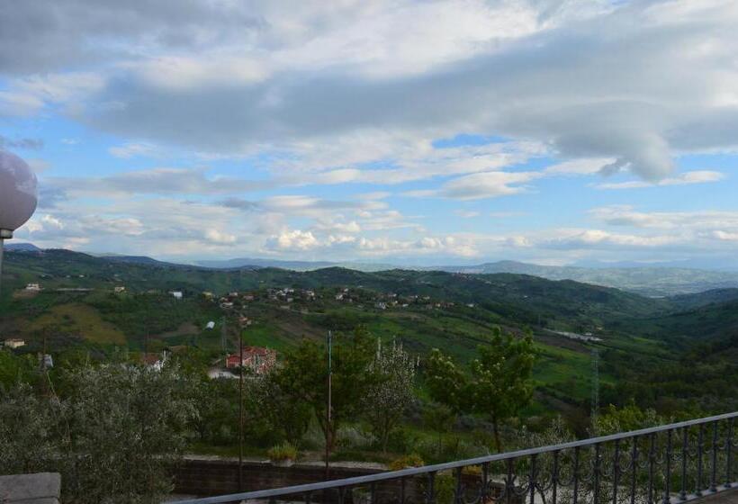 Номер Стандарт Вид на Горы, Villa Tre Colli Agri B&b