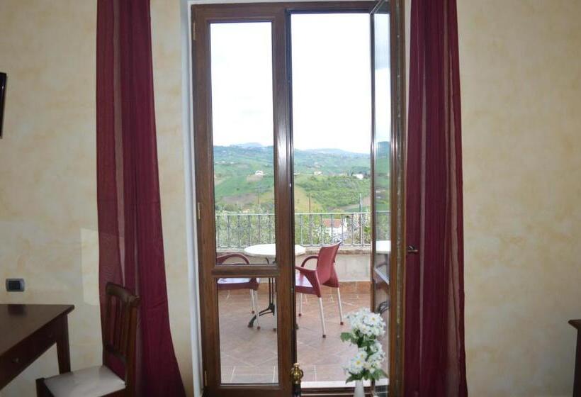 Номер Стандарт Вид на Горы, Villa Tre Colli Agri B&b