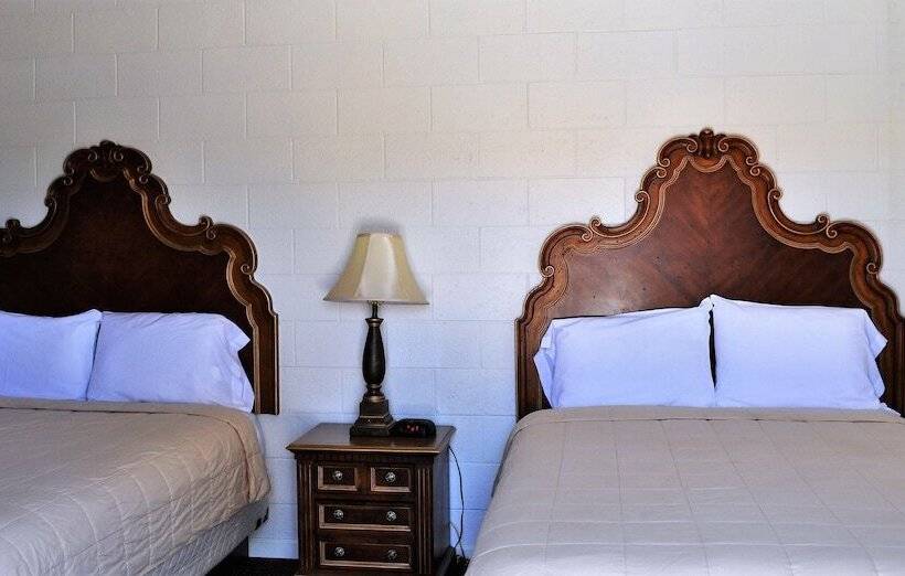 غرفة ديلوكس, A Nights Inn