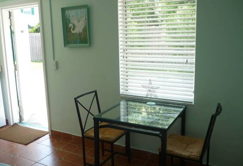 חדר סטודיו סטנדרד, Palm Court Motel