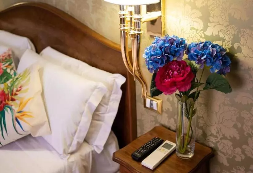اتاق راحتی سه تخته, Bq House Trevi Luxury Rooms