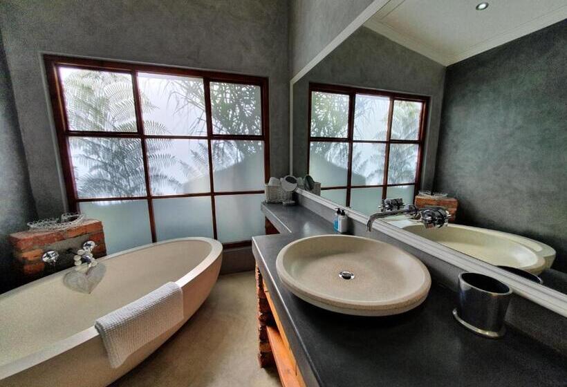 اتاق سوپریور, Two Fat Owls Guesthouse
