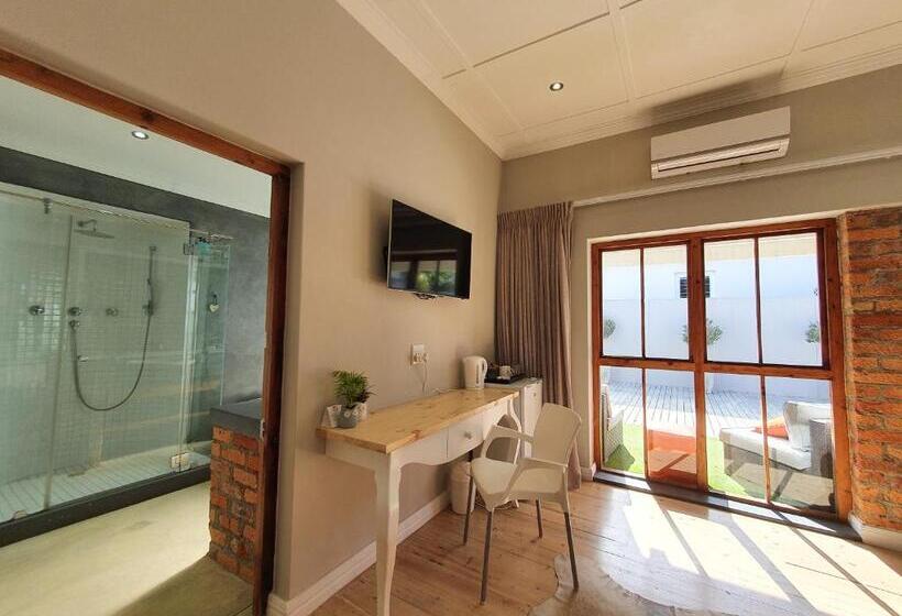 اتاق سوپریور, Two Fat Owls Guesthouse