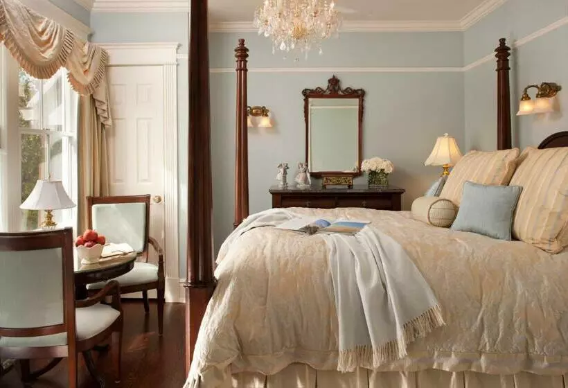 デラックスルーム, The Tower Cottage Bed And Breakfast