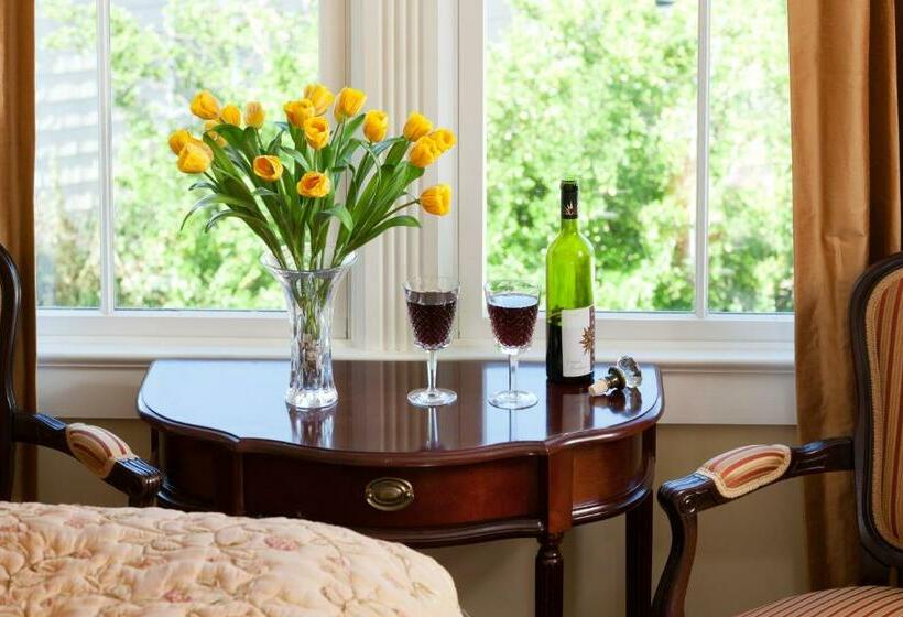 スーペリアールーム, The Tower Cottage Bed And Breakfast