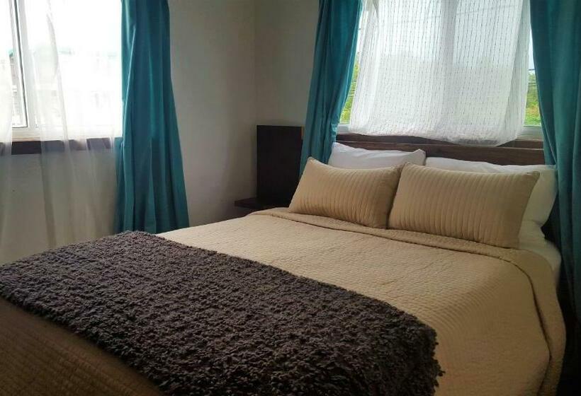 سوییت, Tres Cocos Resort