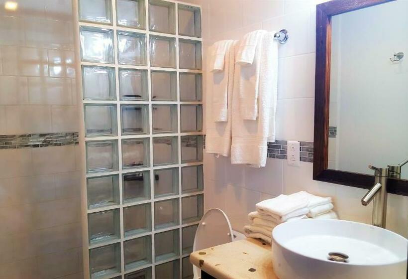 جناح ديلوكس, Tres Cocos Resort