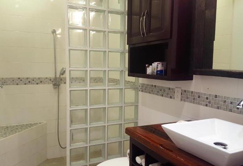 سوییت لوکس, Tres Cocos Resort