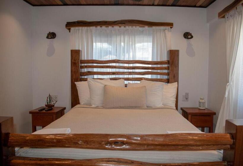 جناح ديلوكس سرير كينج, Tres Cocos Resort
