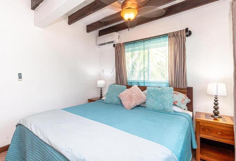 سوئیت با بالکن, Tres Cocos Resort