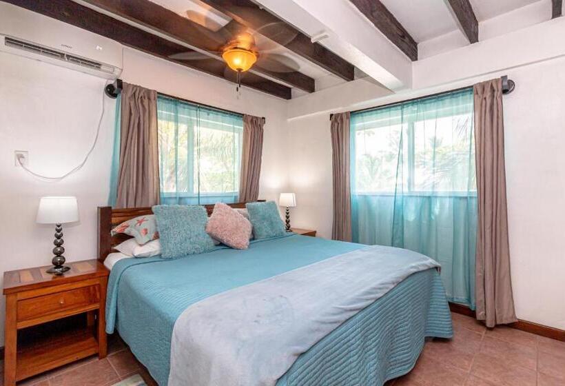 سوئیت با بالکن, Tres Cocos Resort