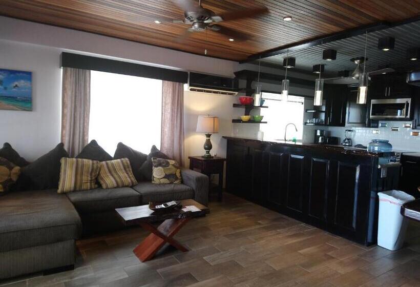 سوئیت با تخت بزرگ, Tres Cocos Resort