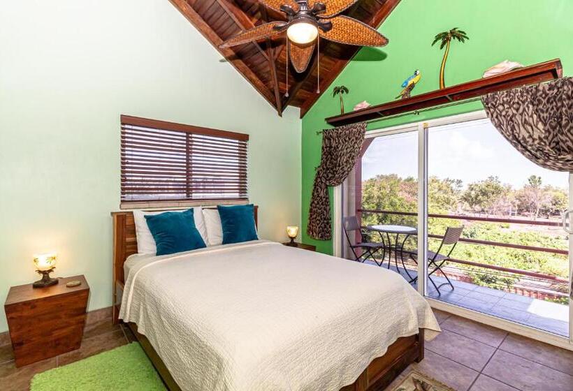 سوییت جونیور با چشمانداز استخر, Tres Cocos Resort