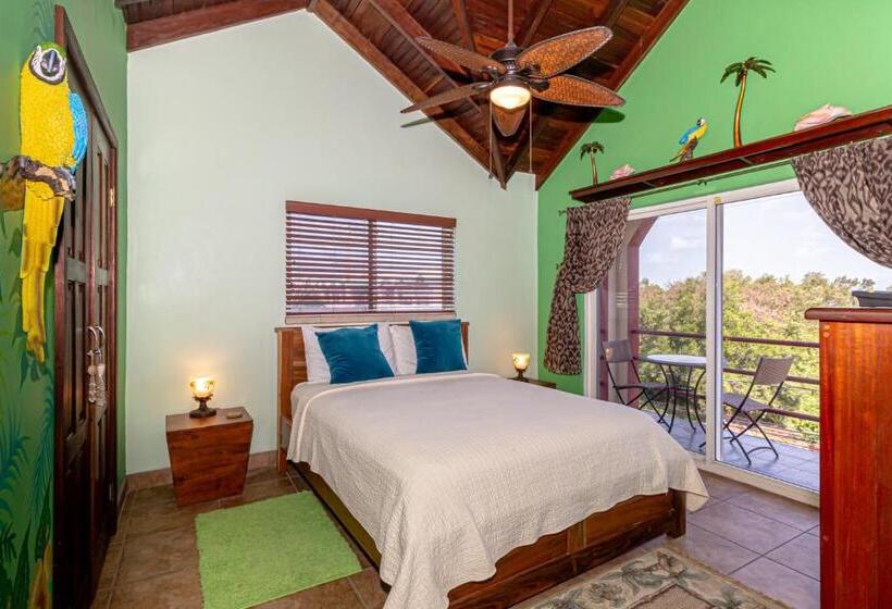 سوییت جونیور با چشمانداز استخر, Tres Cocos Resort