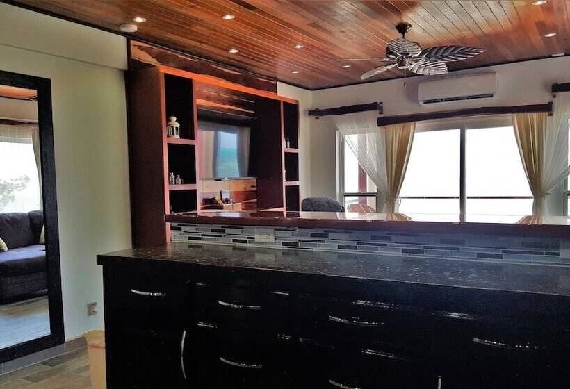 آپارتمان لوکس 2 خوابه, Tres Cocos Resort