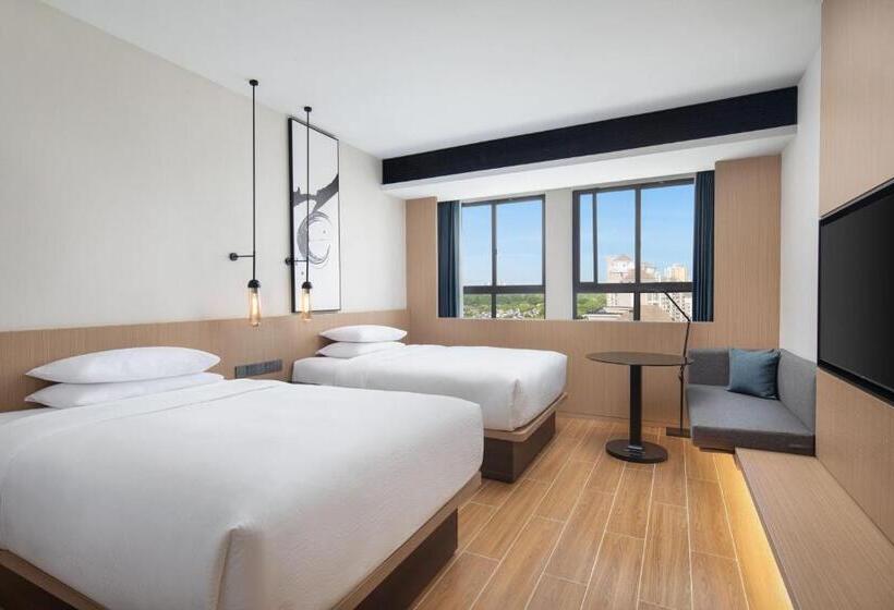 Номер Стандарт 2 Двуспальные Кровати, Fairfield By Marriott Kunshan