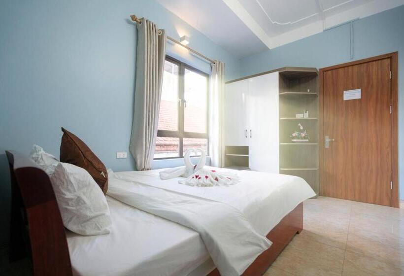 اتاق استاندارد, Fancy Hostel And Bar