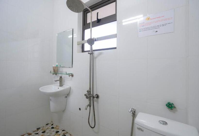 اتاق استاندارد سه نفره, Fancy Hostel And Bar