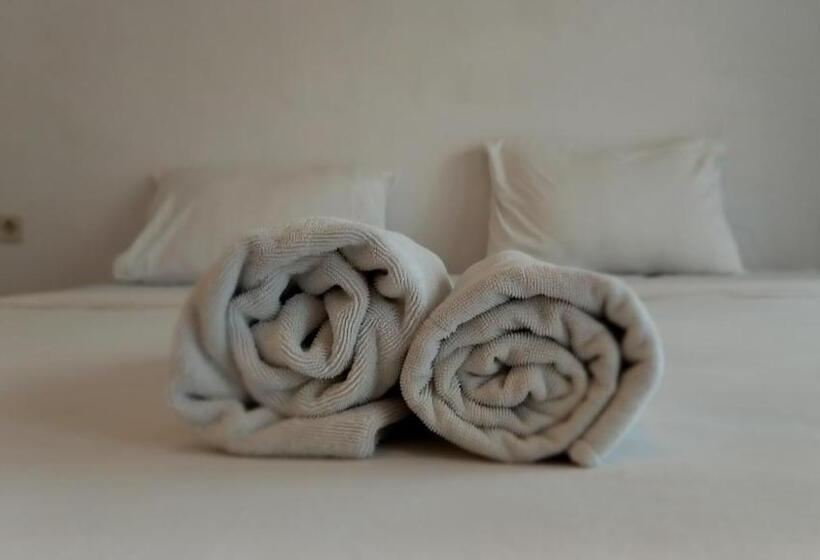 ガーデンビュースタンダードルーム, Sisilia