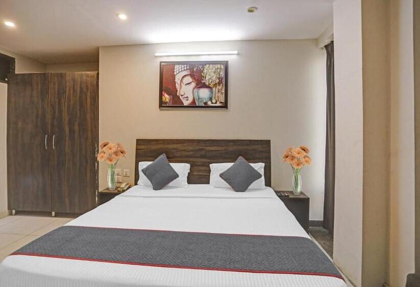 Трехместный Номер Классика, Wish Leisure, Noida, Sector 104