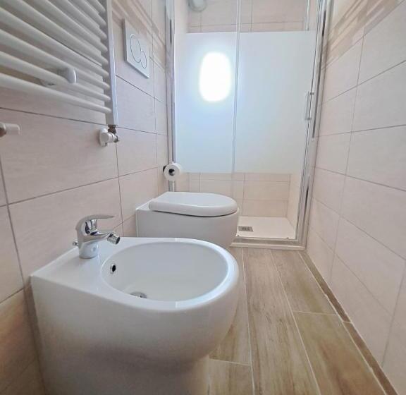 Studio Supérieur, Alloggiamo