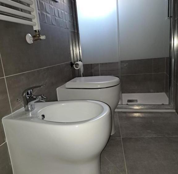 Studio Standard Lit King Size, Alloggiamo