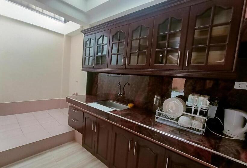 خانه 2 خوابه, Raymundo Residence