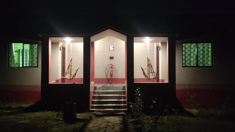 Номер Стандарт с Балконом, Kumirmari Ecotourism