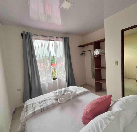 带2个卧室的公寓, Tico Bed & Breakfast La Fortuna