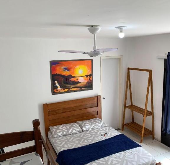 חדר סטנדרט לארבעה, Aloha Suites