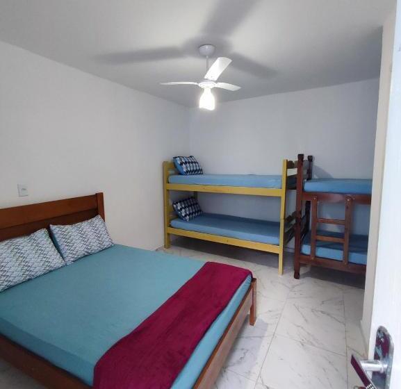 חדר סטנדרט לארבעה, Aloha Suites