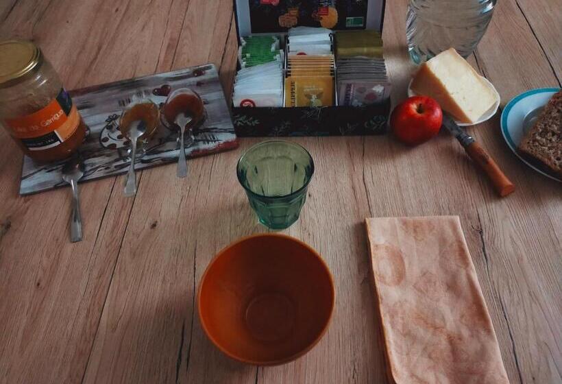 스탠다드 룸 산 전망, L Escale De La Madeleine