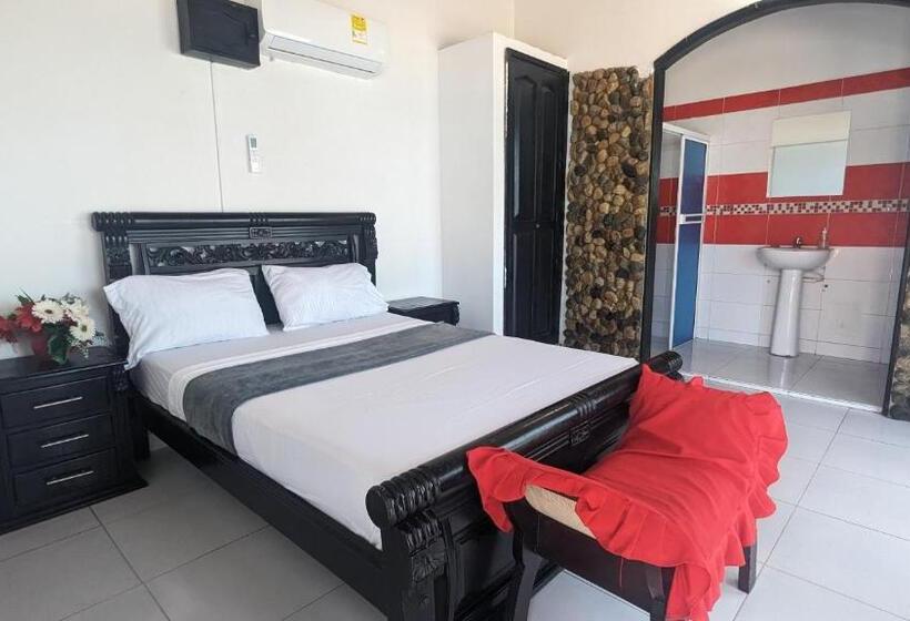 غرفة ديلوكس مطلّة علي البحر, Beach Life Palomino & Beach Club