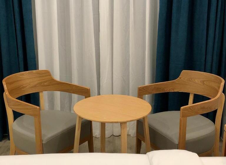 اتاق لوکس, Fun