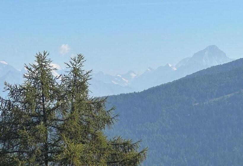 バルコニー付きデラックスルーム, John S Lodge