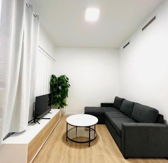 디럭스 4인 룸, Suites Puente De Hierro