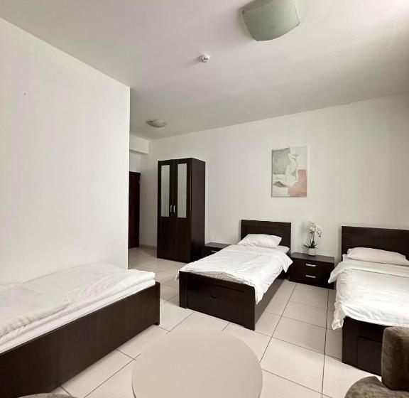 اتاق استاندارد سه نفره, Kudin Most