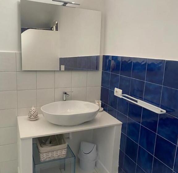 デラックスの4人部屋, Abagnale Home Sorrento