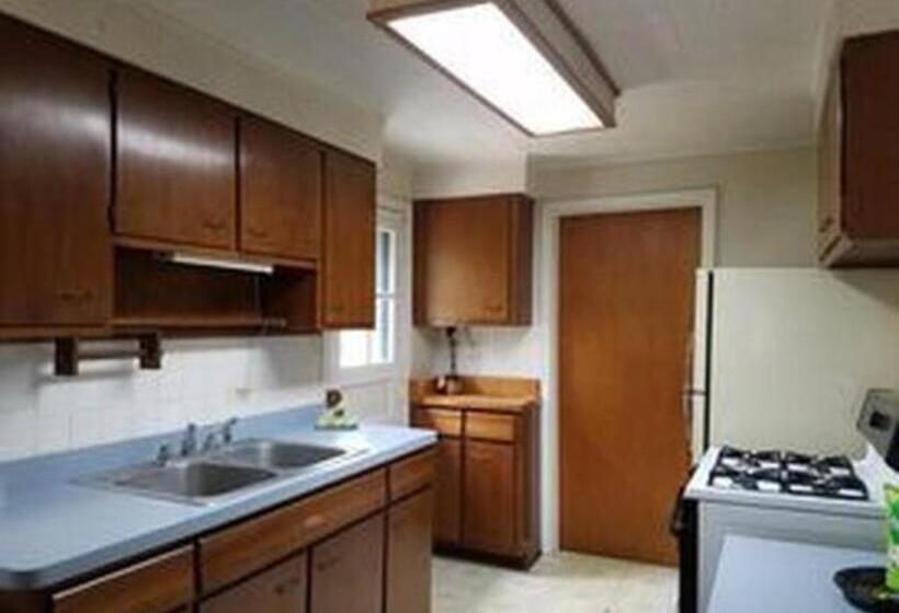חדר סטנדרט חדר אמבטיה משותף, Lh Guest House