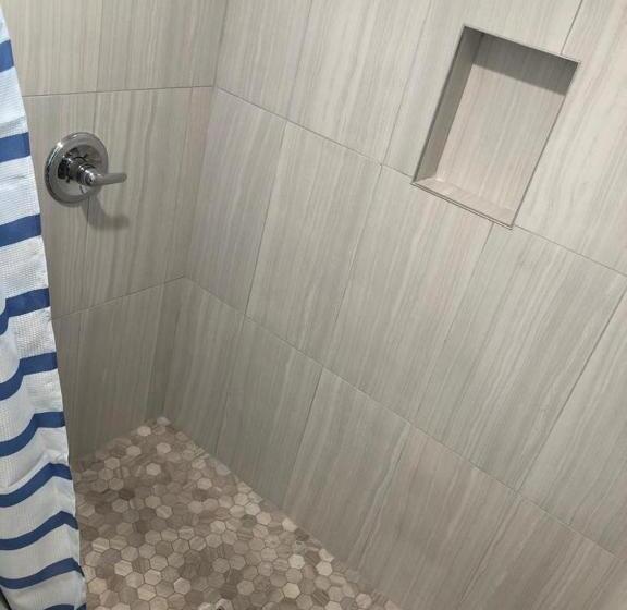 חדר דחוקס עם מיטת קינג, Star Motel