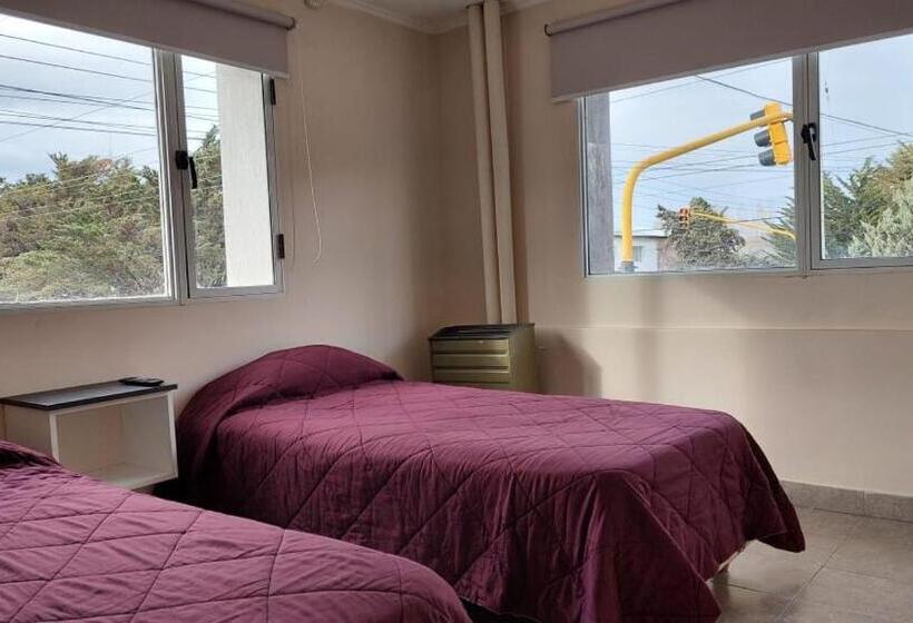 غرفة قياسية, El Viejo Bar