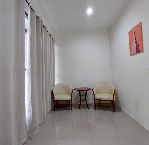 주니어 스위트, Grand Tawiri